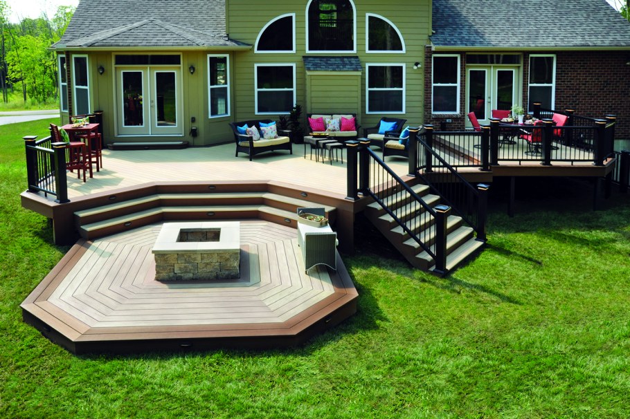 Въезд на участке загородного дома