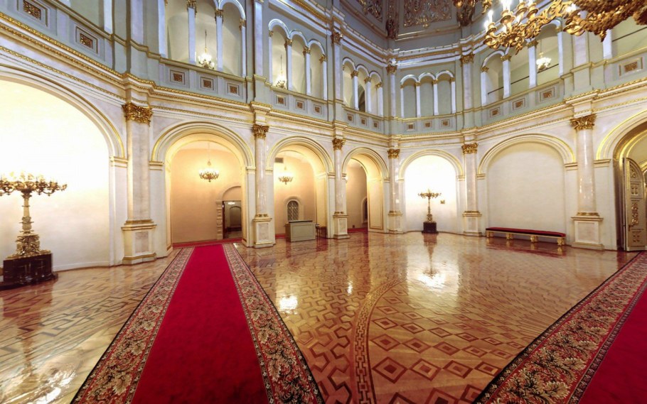 Георгиевский зал Кремля люстры