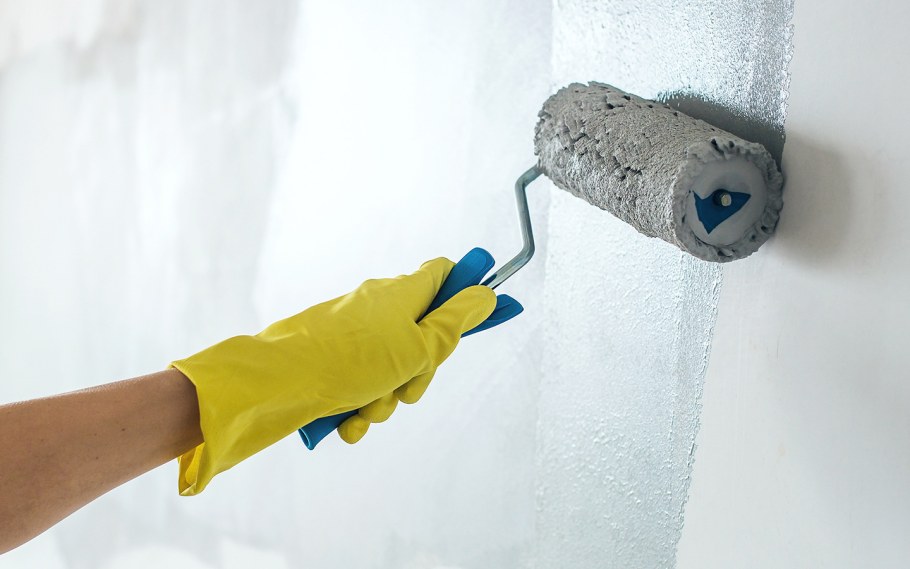 Покрасить фанеру