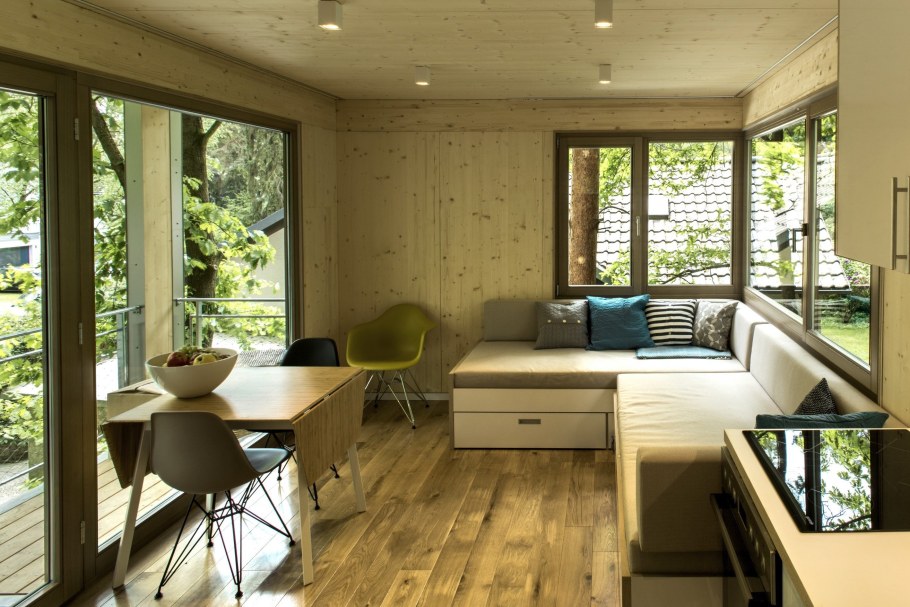 Интерьер маленького дачного домика