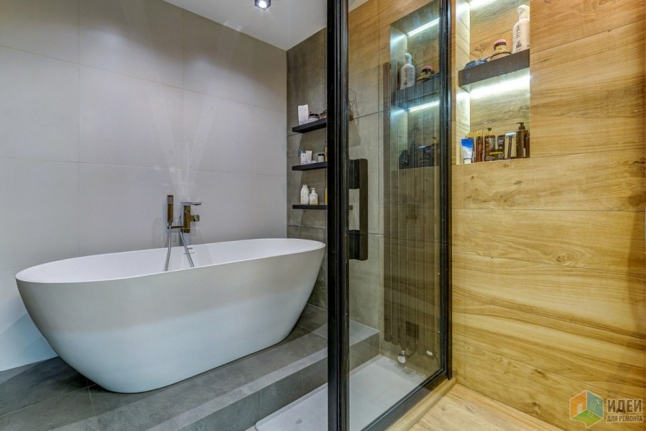 Ванная и душ на подиуме