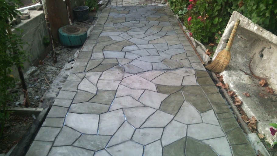 Форма под камень для дорожек