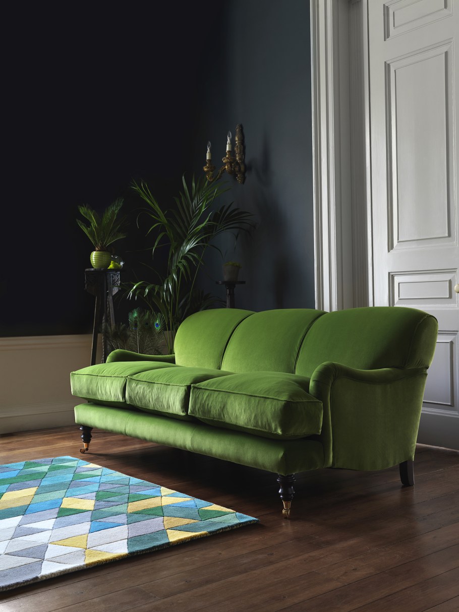 Диван в интерьере