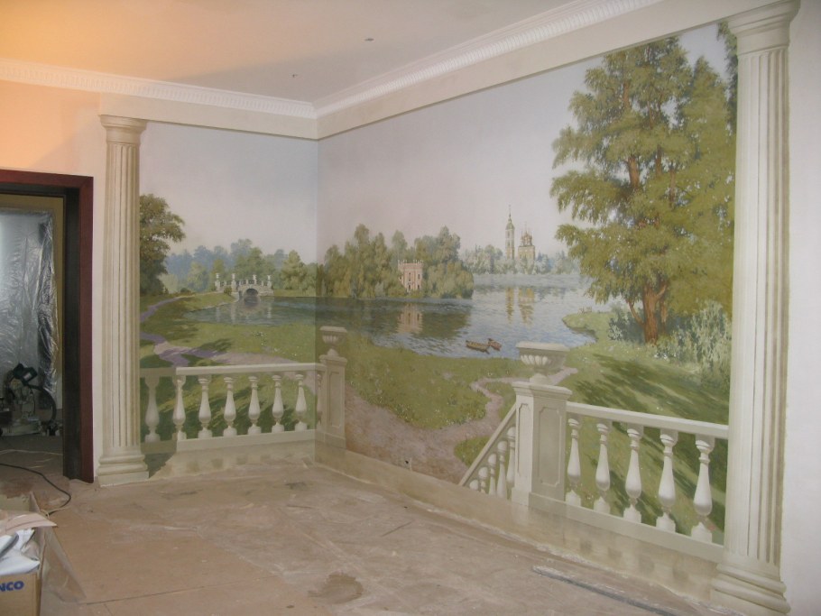 Роспись стен с колоннами