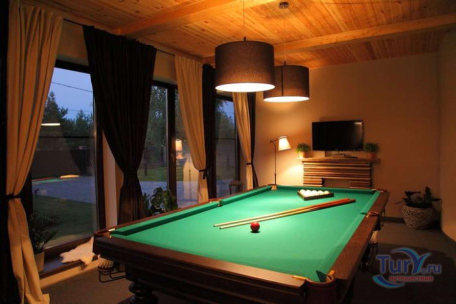 Бильярдная на даче