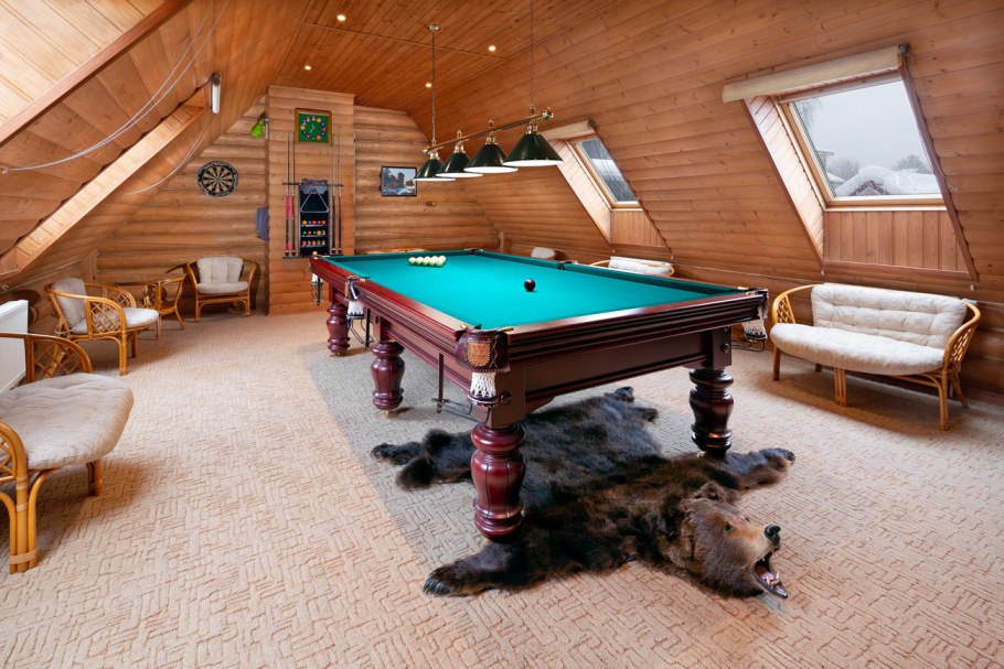 Бильярдная на даче