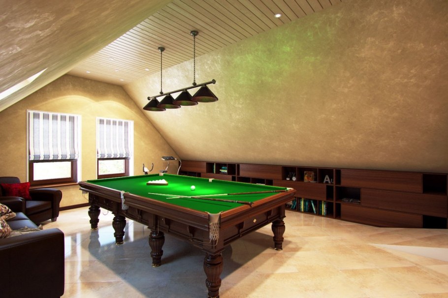Бильярдная комната на мансарде