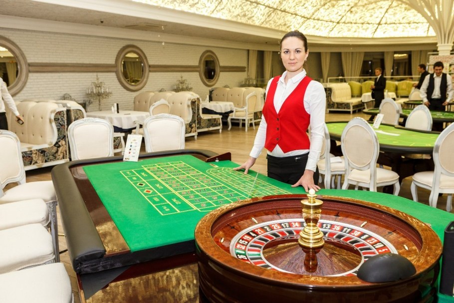 Казино Рулетка стол с крупье