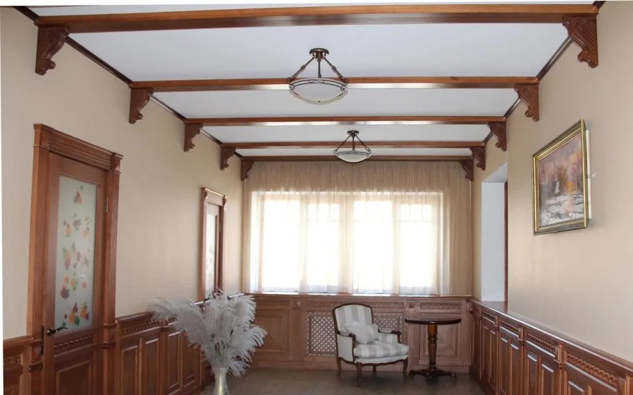 Балки потолочные деревянные