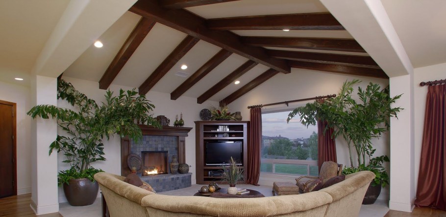 Балка потолочная деревянная