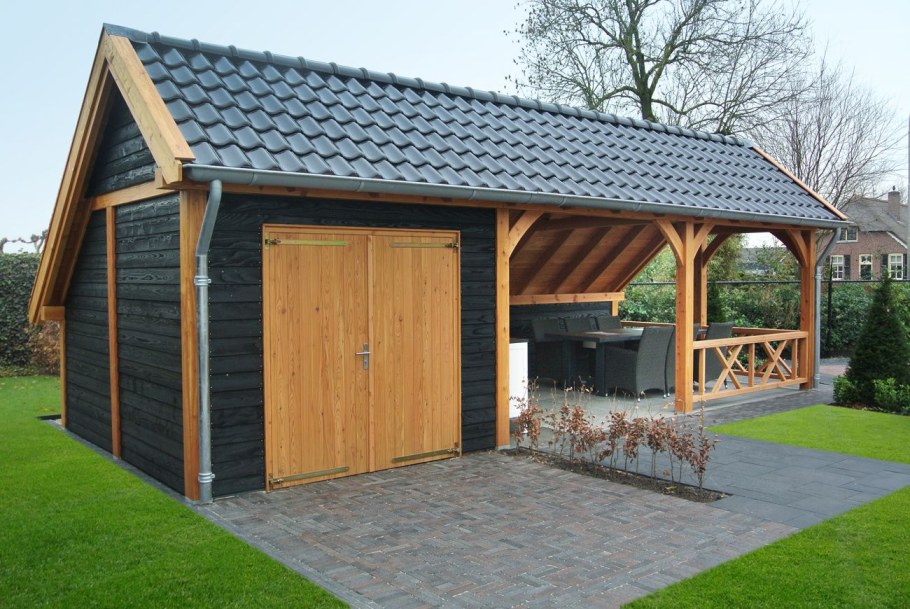 Беседка с хозблоком