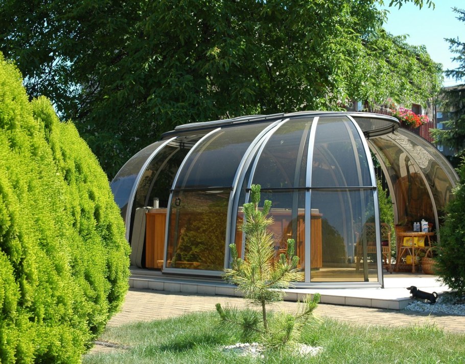 Стеклянный павильон для уличным спа