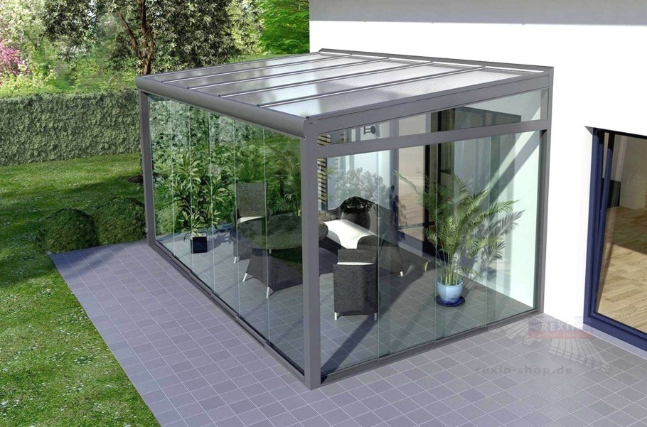 Стеклянная беседка