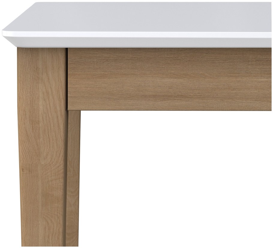 Стол и стулья для гостиной