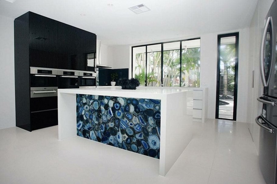 Лофт камень