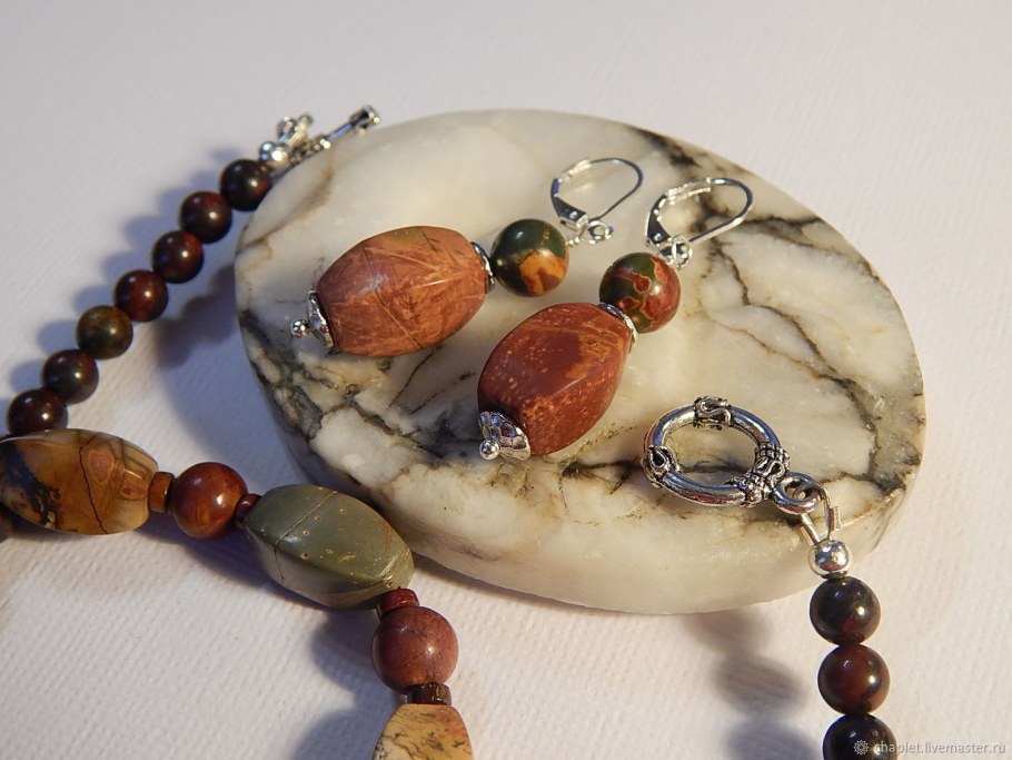 Гостиная с туалетным столиком