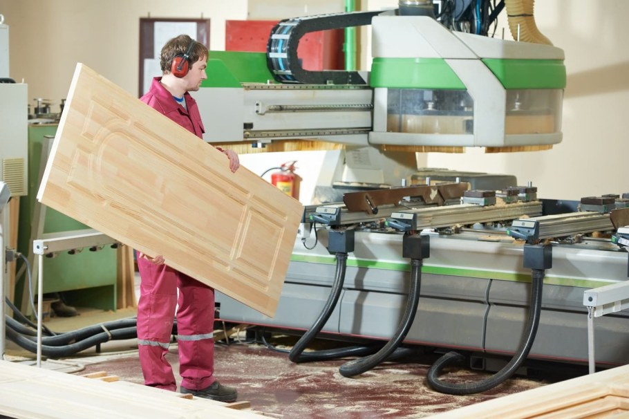 Анатолий Карпухин столярка