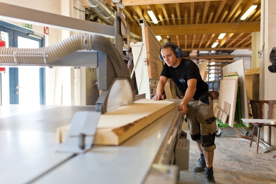 Трапизонян Артур столярный цех