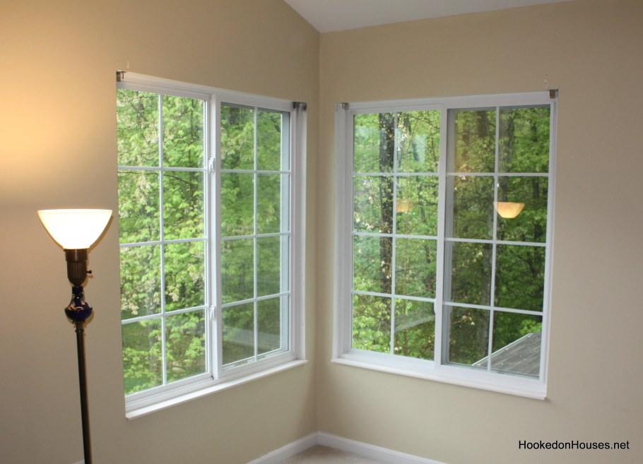 Угловые пластиковые окна