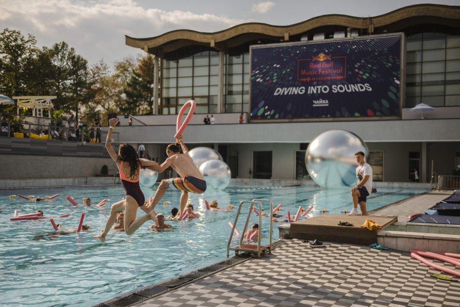 Бассейн Чайка в Москве 2022