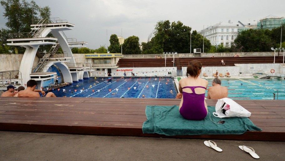 Бассейн Чайка Саратов