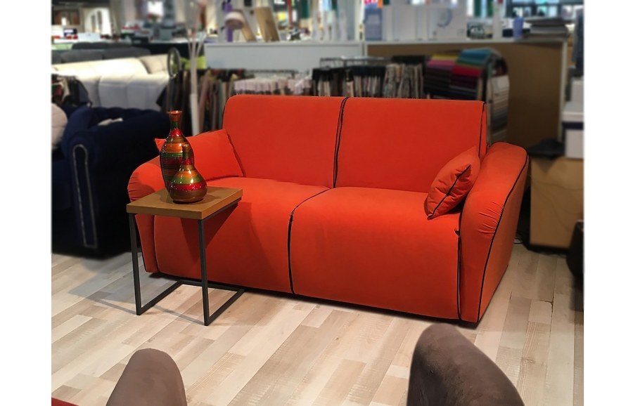 Диван с реклайнером м833