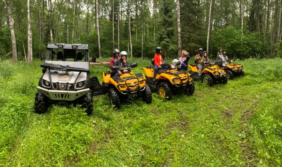 Китайский лётчик Джао Ярославль