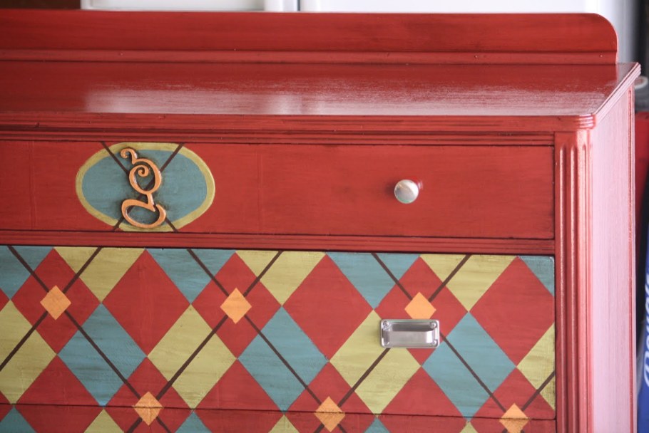 Отреставрированный комод