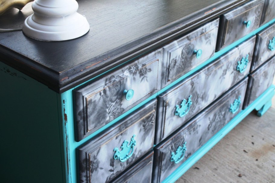 Краска для деревянного стола