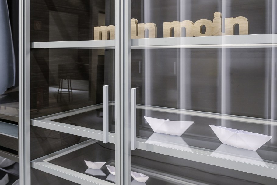 Фасады из стекла для кухни