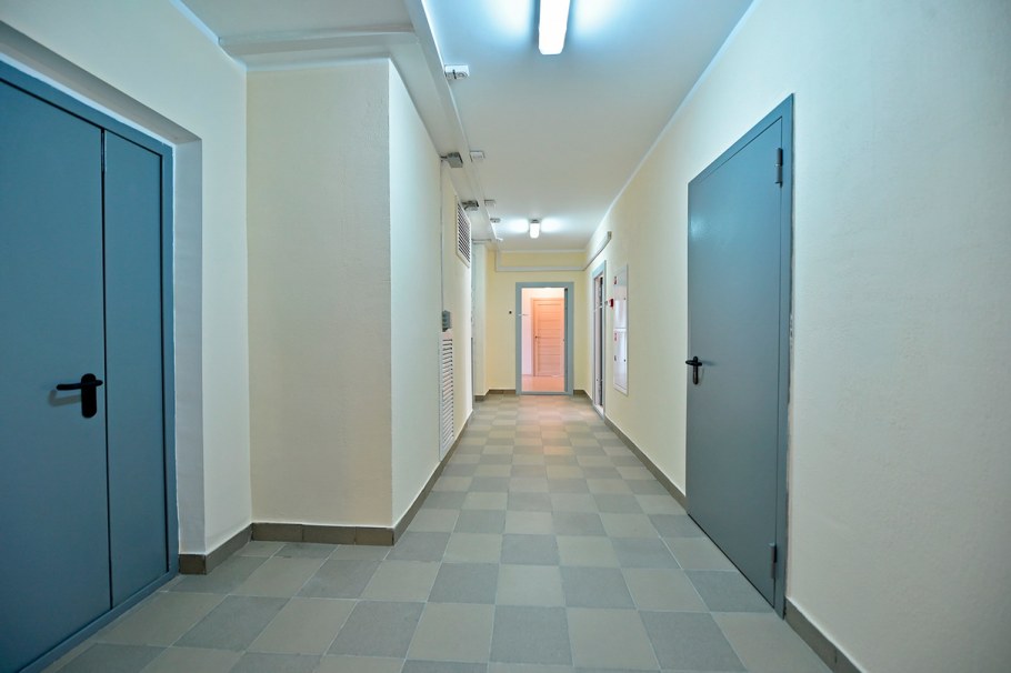 Отделка общего коридора