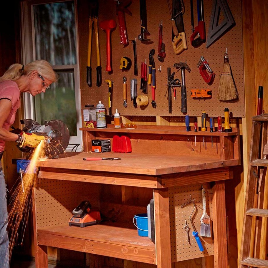 Мастерская в гараже