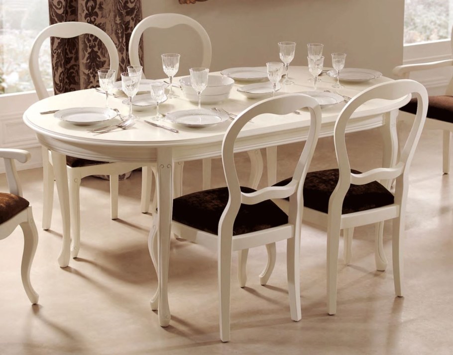 Стол обеденный