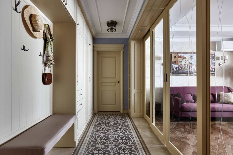 Интерьер узкой прихожей
