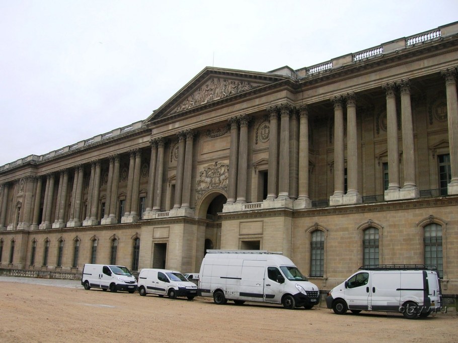 Восточный фасад Лувра чертеж