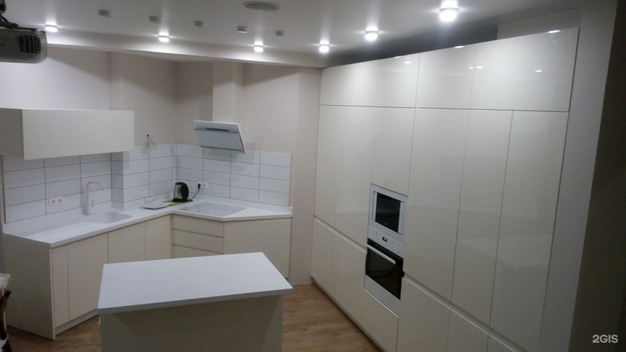 Мебельная фабрика лого