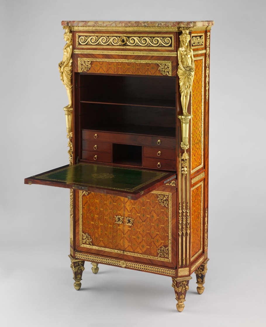 Секретер Франция середина 18 века Эрмитаж