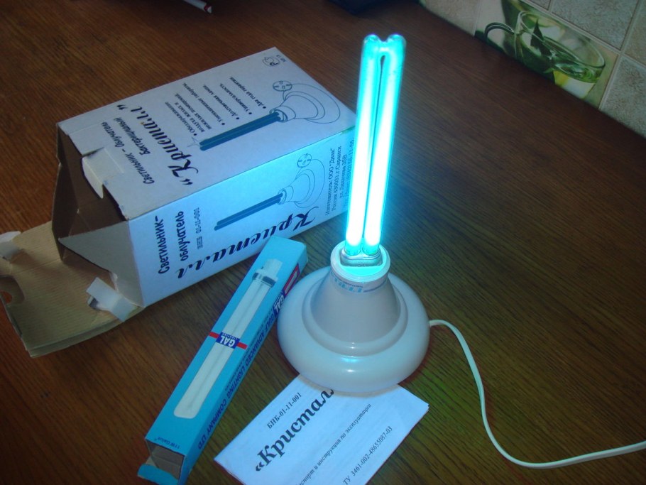 Светильник облучатель Кристалл