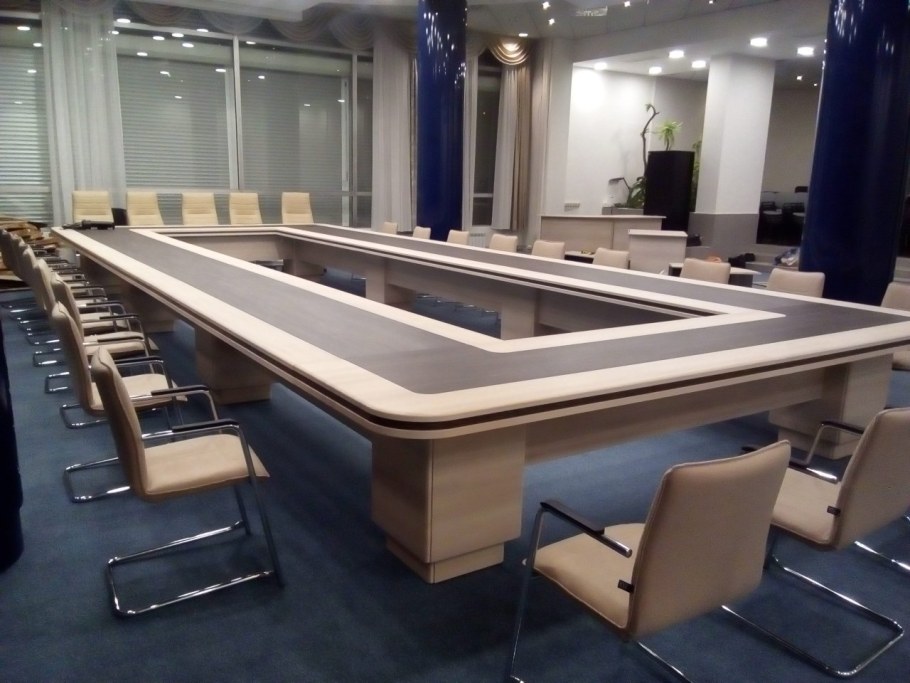 Стол для заседаний со 215.12.01