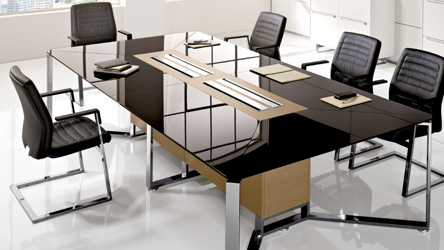 Мебель для конференций