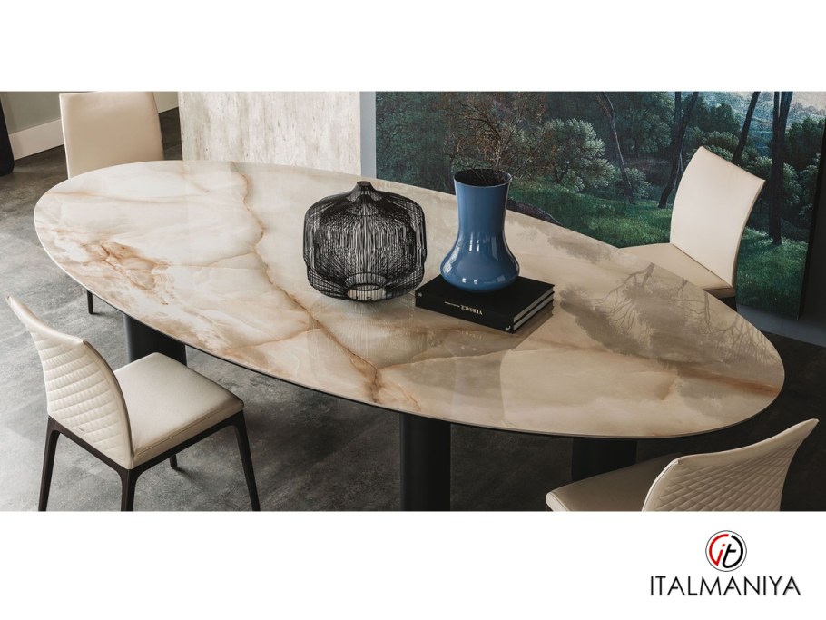 Длинный стол