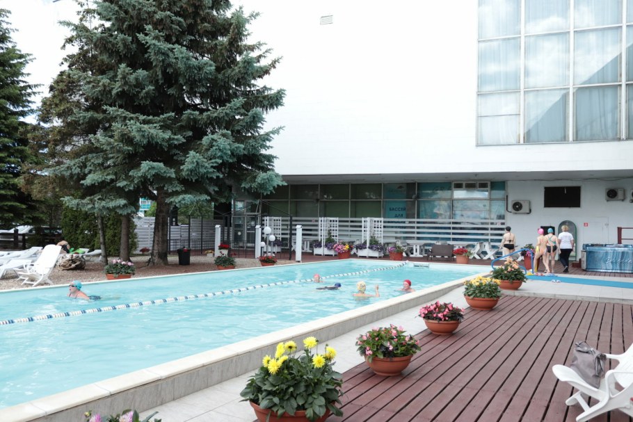 Открытый бассейн