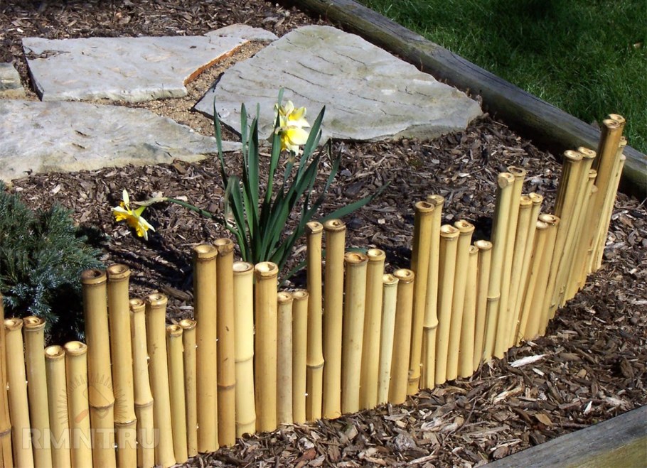 Деревянный заборчик для клумбы