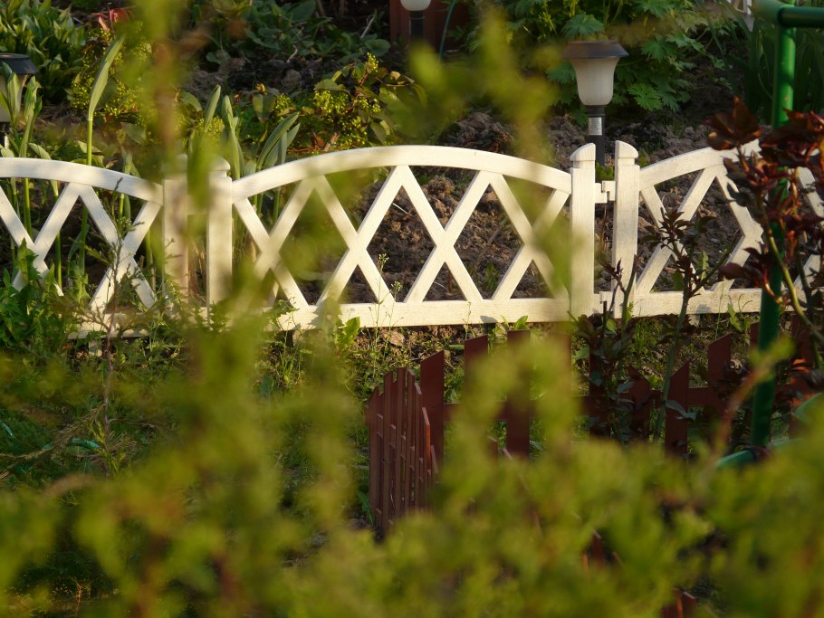 Забор декоративный для сада