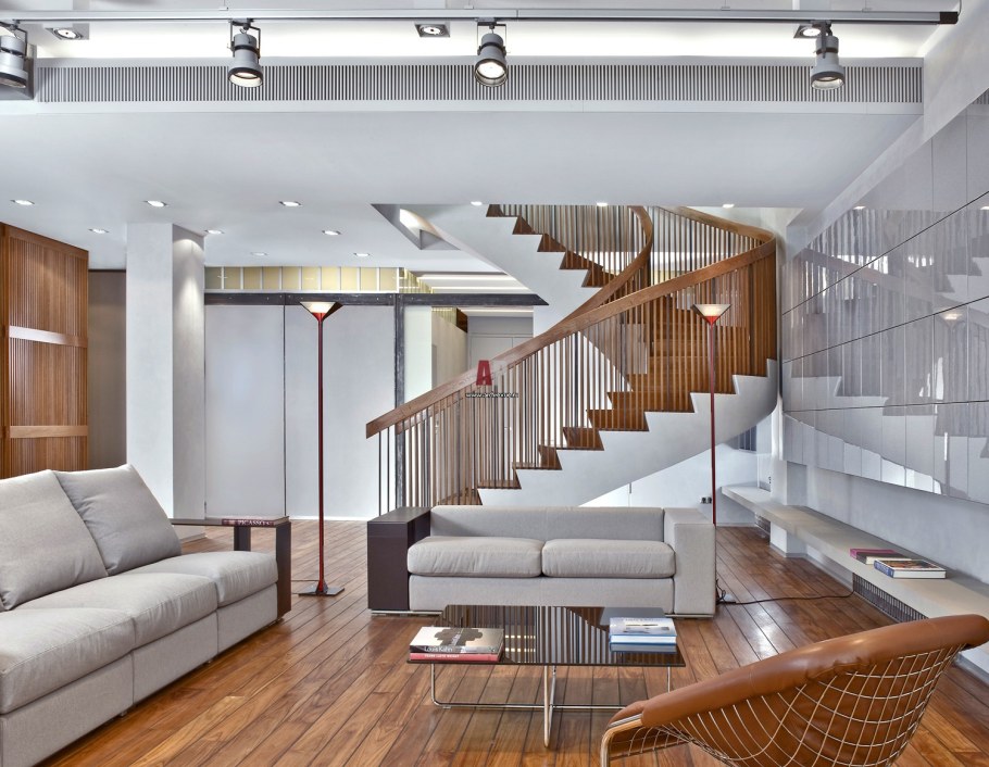 5 Комнатная квартира двухэтажная