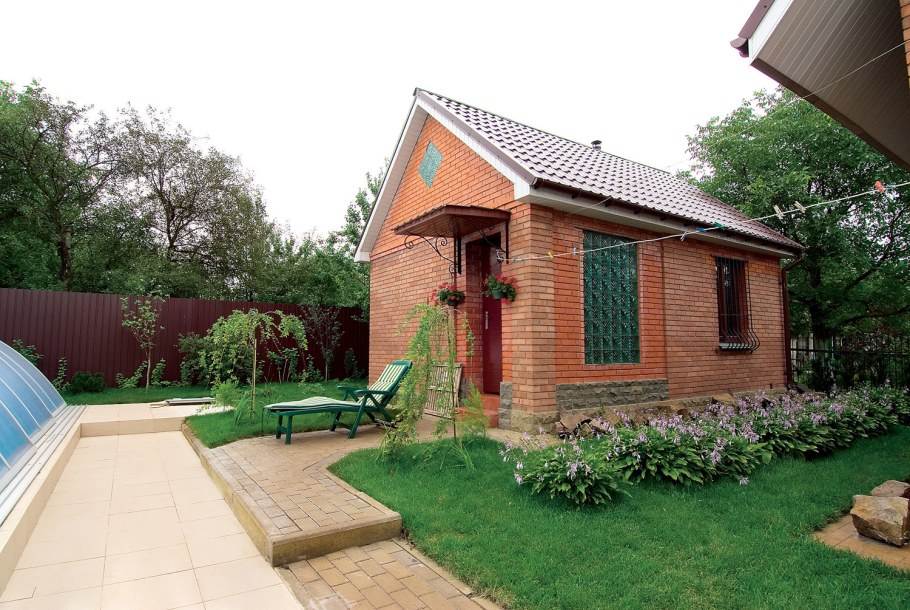 Баня из кирпича