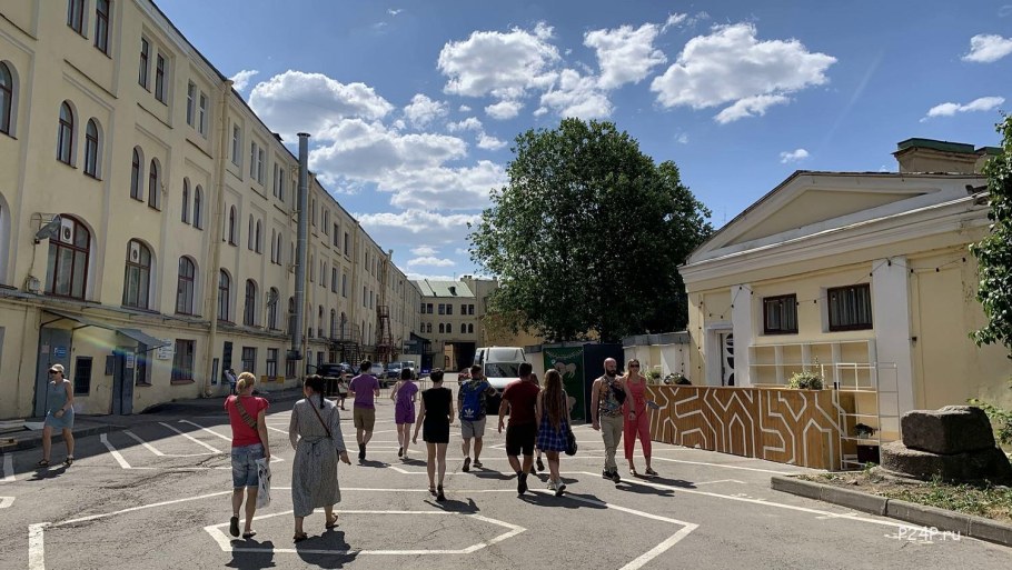 Гостиный двор Санкт-Петербург