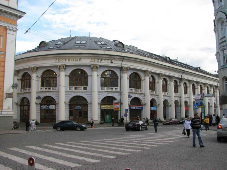 Гостиный двор в Санкт-Петербурге в 18 веке