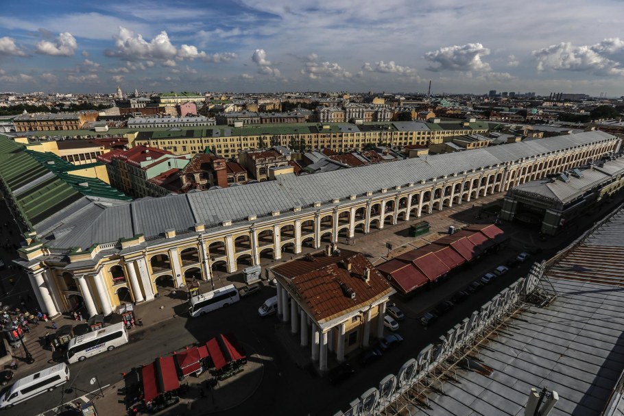 Гостиный двор Санкт-Петербург