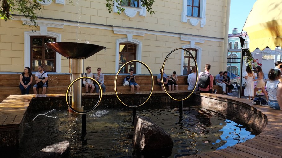 Гостиный двор Санкт-Петербург внутри